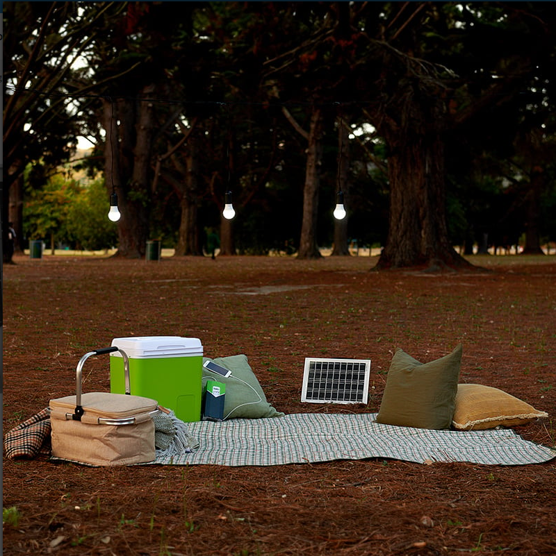 GIZZU 10W Solar Panel Lighting Kit